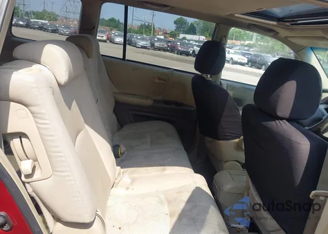 2004 Toyota Highlander z USA, uszkodzony, nr VIN JTEEP21AX40028202